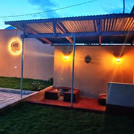 Bed and Breakfast Safi House Boma la Ngombe Exteriér fotografie