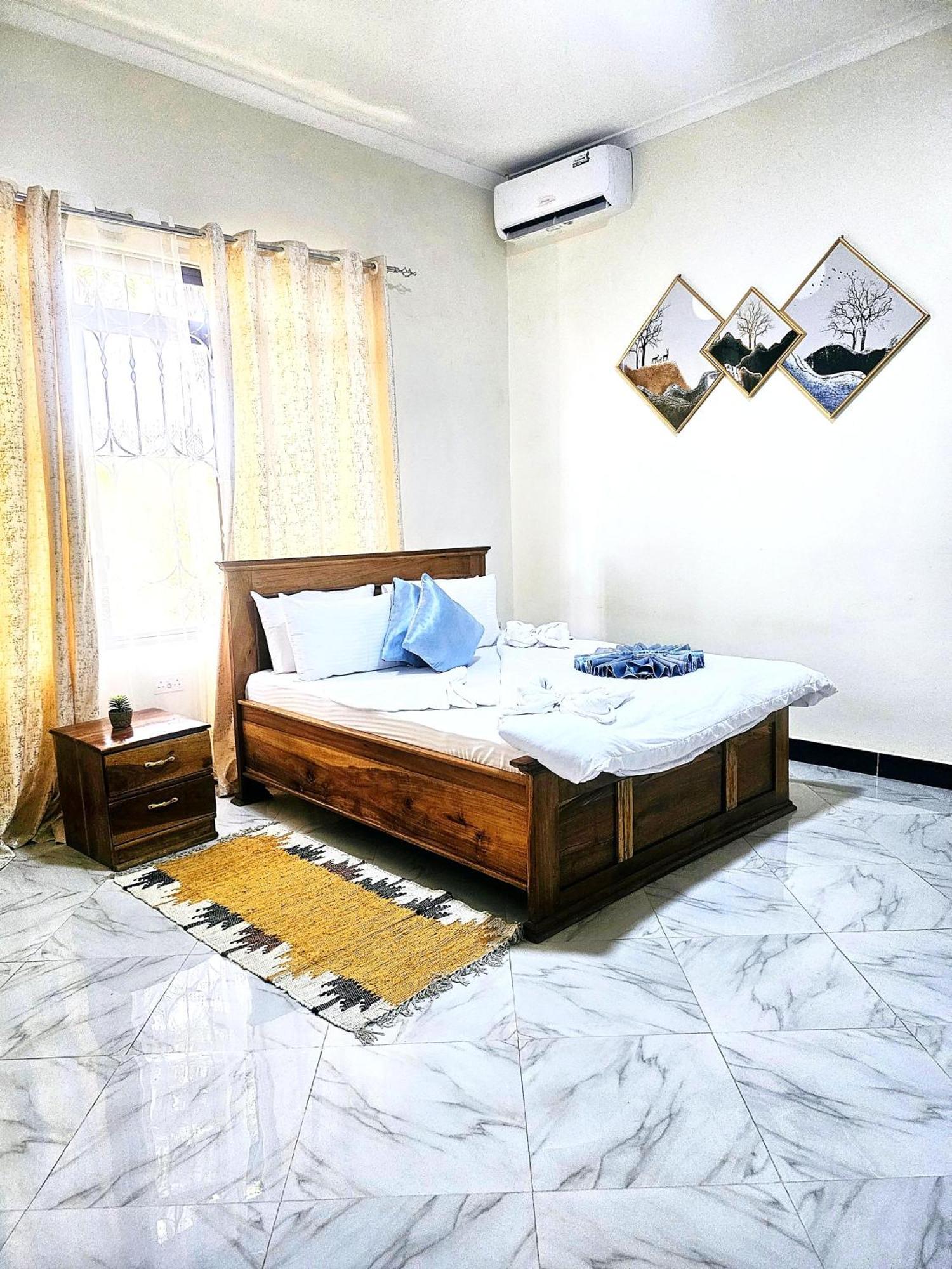Bed and Breakfast Safi House Boma la Ngombe Exteriér fotografie