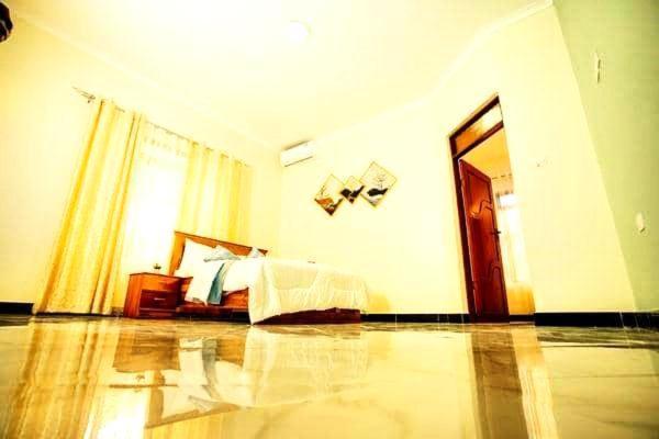 Bed and Breakfast Safi House Boma la Ngombe Exteriér fotografie