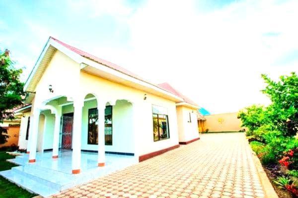 Bed and Breakfast Safi House Boma la Ngombe Exteriér fotografie
