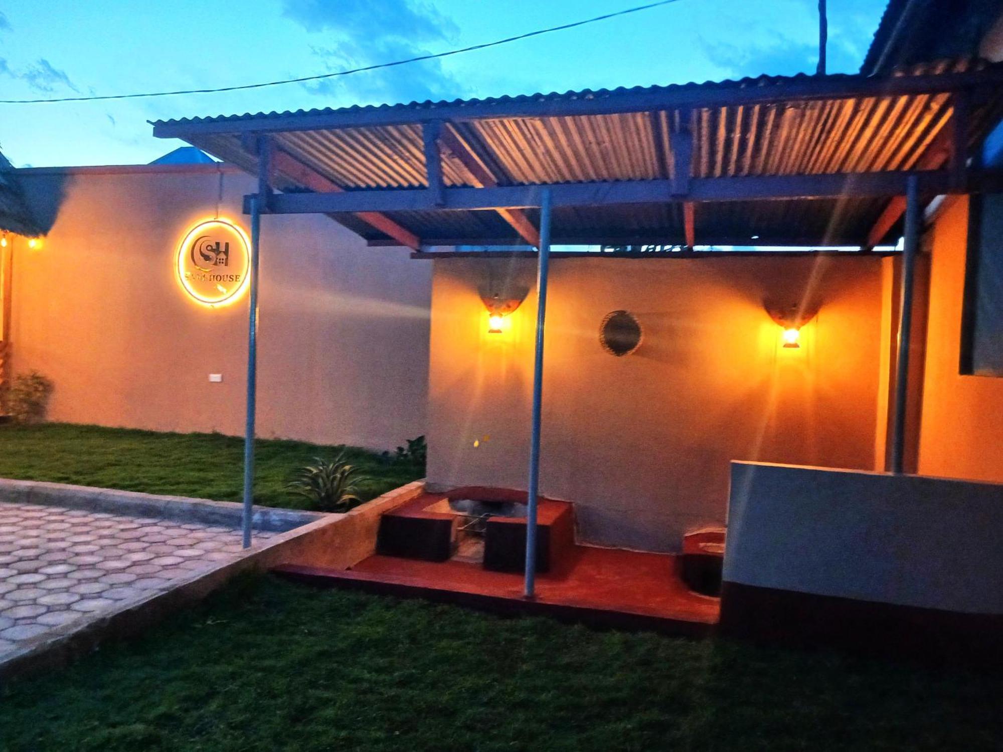 Bed and Breakfast Safi House Boma la Ngombe Exteriér fotografie