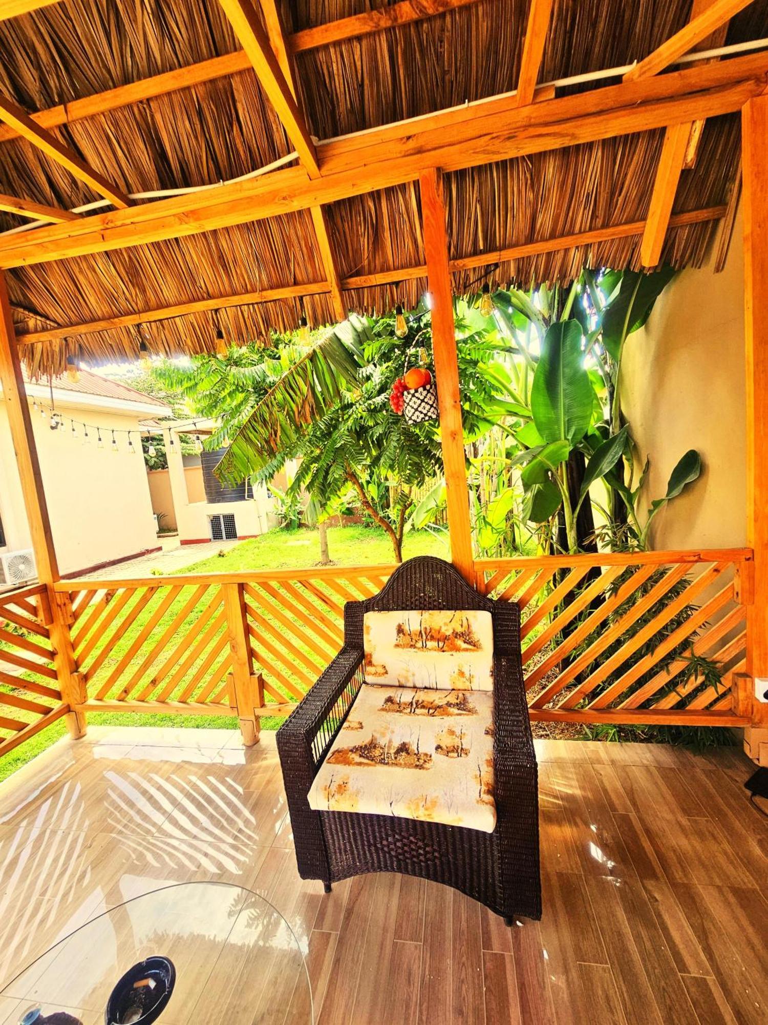Bed and Breakfast Safi House Boma la Ngombe Exteriér fotografie